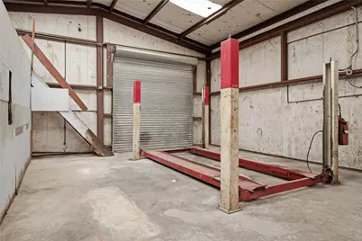 901 E Dallas Avenue, Cooper, TX 75432 - Photo 19