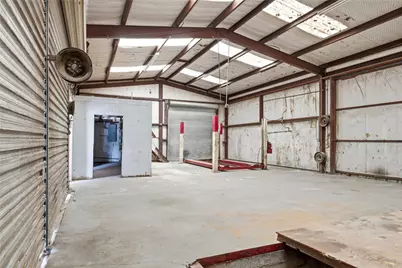 901 E Dallas Avenue, Cooper, TX 75432 - Photo 17