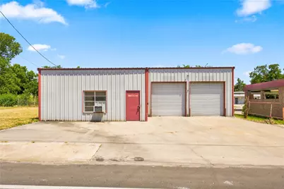 901 E Dallas Avenue, Cooper, TX 75432 - Photo 3