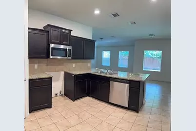 945 Loftin Street, Crowley, TX 76036 - Photo 13