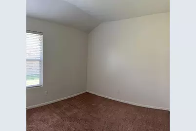 945 Loftin Street, Crowley, TX 76036 - Photo 9