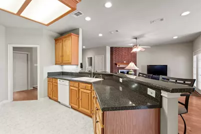 1237 Beachview, Seven Points, TX 75143 - Photo 11