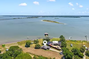 1237 Beach View, Seven Points, TX 75143 - Photo 1