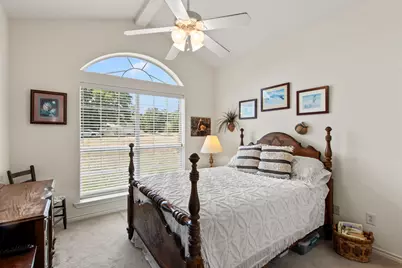 1237 Beachview, Seven Points, TX 75143 - Photo 5