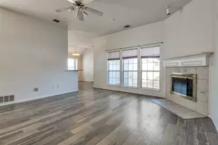 4500 Saddlebrook Dr, Carrollton, TX 75010 - Photo 11