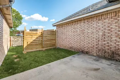 4500 Saddlebrook Drive, Carrollton, TX 75010 - Photo 23