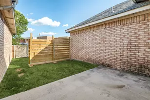 4500 Saddlebrook Dr, Carrollton, TX 75010 - Photo 23