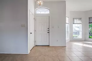 4500 Saddlebrook Dr, Carrollton, TX 75010 - Photo 3