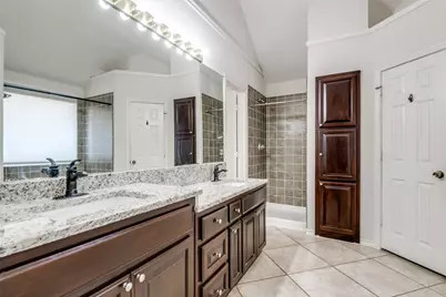 4500 Saddlebrook Drive, Carrollton, TX 75010 - Photo 17
