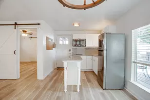 1130 W Lake Dr, Weatherford, TX 76087 - Photo 9