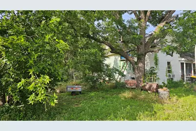 201 E Pecan Street, Mingus, TX 76463 - Photo 7