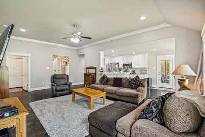816 W Park Avenue, Weatherford, TX 76086 - Photo 3