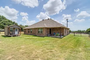 816 W Park Ave, Weatherford, TX 76086 - Photo 25