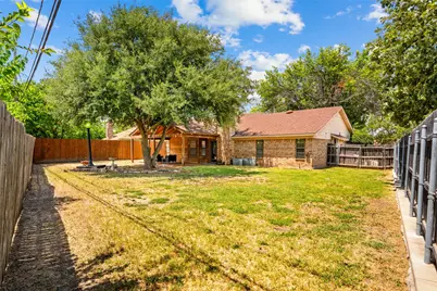 1032 Kane Street, Benbrook, TX 76126 - Photo 25
