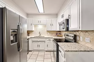 1032 Kane St, Benbrook, TX 76126 - Photo 11