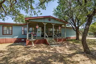 4406 Apple Tree Ct, Granbury, TX 76048 - Photo 33