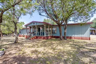 4406 Apple Tree Ct, Granbury, TX 76048 - Photo 1
