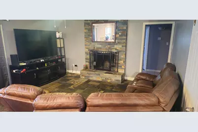 113 E Avenue C, Waxahachie, TX 75165 - Photo 9