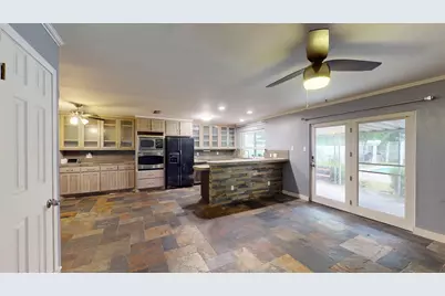 113 E Avenue C, Waxahachie, TX 75165 - Photo 13