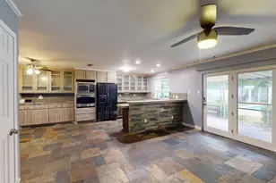 113 E Ave C, Waxahachie, TX 75165 - Photo 13