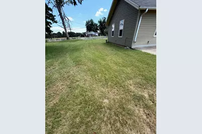 648 S Center Street, Buffalo, TX 75831 - Photo 17