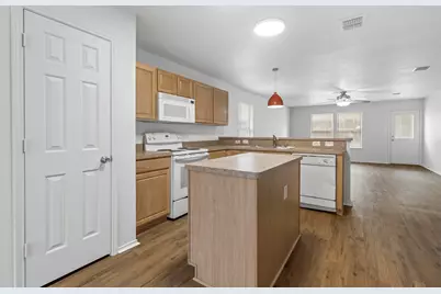 2205 Lookout Lane, Denton, TX 76207 - Photo 9