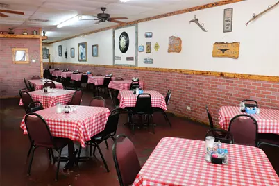 1113 Main Street, Commerce, TX 75428 - Photo 3
