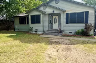 304 Boot Ranch Rd, Trinidad, TX 75163 - Photo 1
