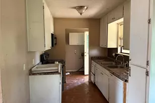 357 Timberline Dr, Whitney, TX 76692 - Photo 5