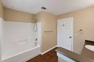 2239 Wilhurt Ave, Dallas, TX 75216 - Photo 13