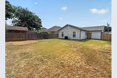 2239 Wilhurt Avenue, Dallas, TX 75216 - Photo 23