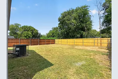 2239 Wilhurt Avenue, Dallas, TX 75216 - Photo 25