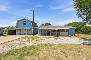 136 Wilson Ct, New Fairview, TX 76078 - Photo 3