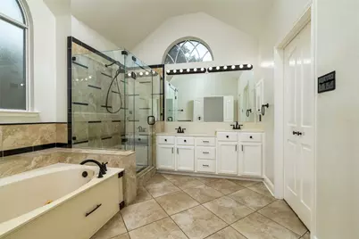 8905 Lakepointe Avenue, Rowlett, TX 75088 - Photo 15