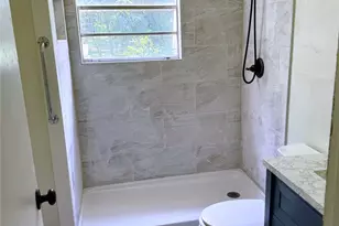 1305 Lynn St, Bonham, TX 75418 - Photo 5