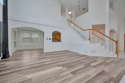 3244 Serpis, Grand Prairie, TX 75054 - Photo 5