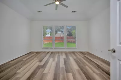 3244 Serpis, Grand Prairie, TX 75054 - Photo 19