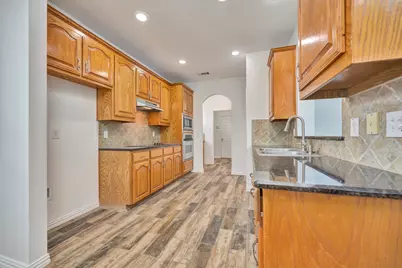 3244 Serpis, Grand Prairie, TX 75054 - Photo 13