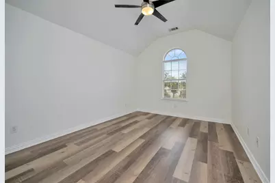 3244 Serpis, Grand Prairie, TX 75054 - Photo 25
