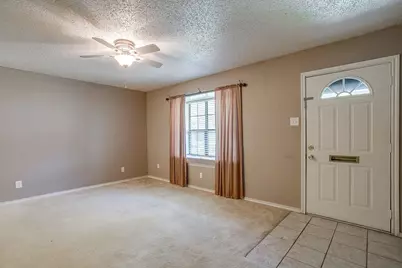 13845 Leinsper Green Street, Dallas, TX 75240 - Photo 7