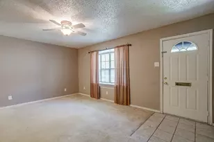 13845 Leinsper Green St, Dallas, TX 75240 - Photo 7