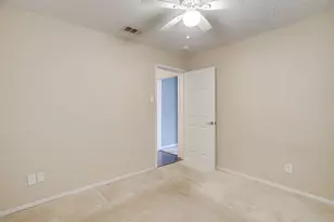 13845 Leinsper Green St, Dallas, TX 75240 - Photo 25