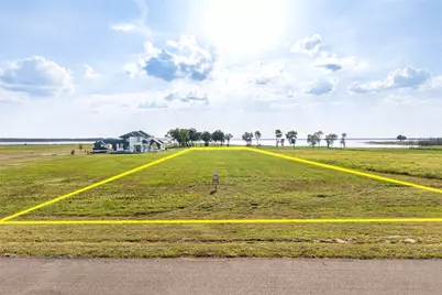 524 Shores Drive, Honey Grove, TX 75446 - Photo 3