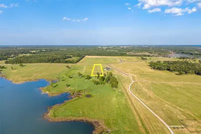 524 Shores Drive, Honey Grove, TX 75446 - Photo 13