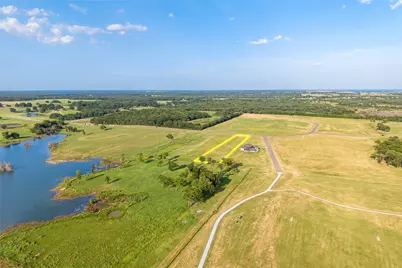 524 Shores Drive, Honey Grove, TX 75446 - Photo 15