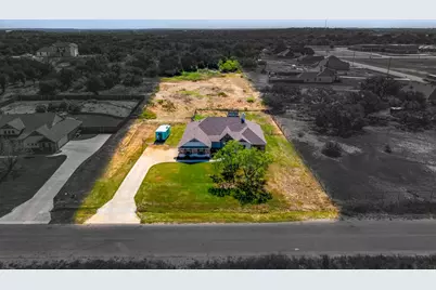 1000 Churchill Lane, Millsap, TX 76066 - Photo 29