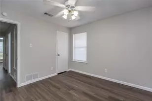 303 Shirley Dr, Alvarado, TX 76009 - Photo 23