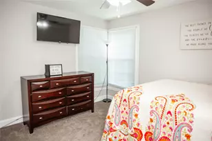 212 Penn St, Waxahachie, TX 75165 - Photo 17