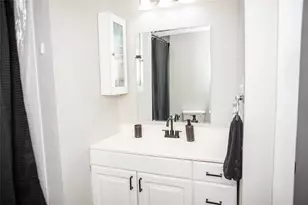 212 Penn St, Waxahachie, TX 75165 - Photo 21