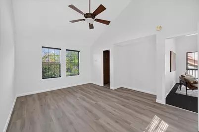 631 Mission Circle, Irving, TX 75063 - Photo 21